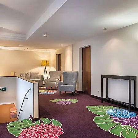 Hotel Western Goldenes Rad