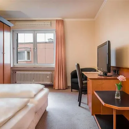 Western Goldenes Rad 3*