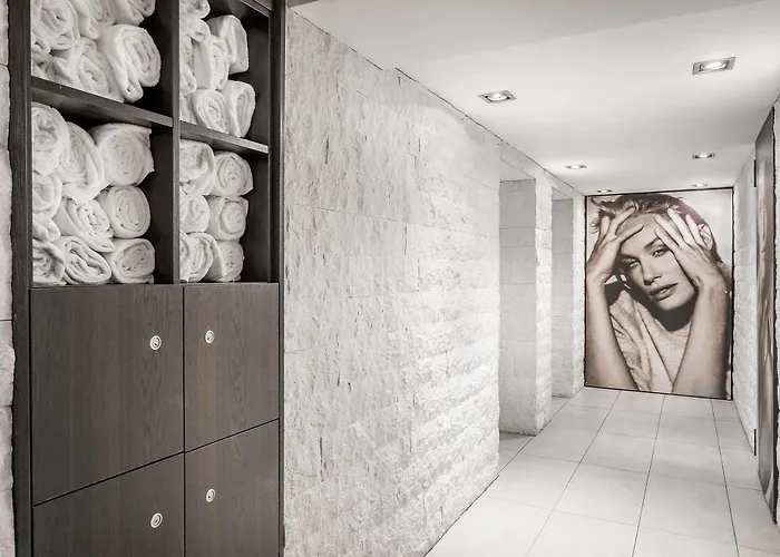 Western Goldenes Rad ホテル 3*