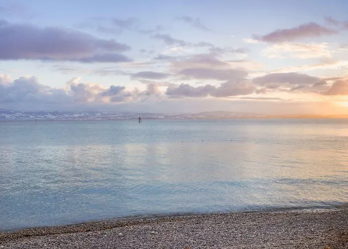 Western Goldenes Rad ホテル