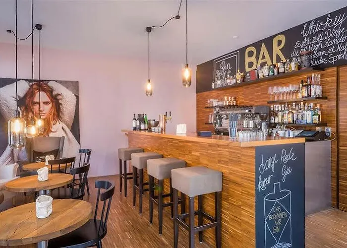 Western Goldenes Rad ホテル