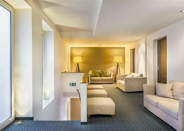 Western Goldenes Rad ホテル 3*