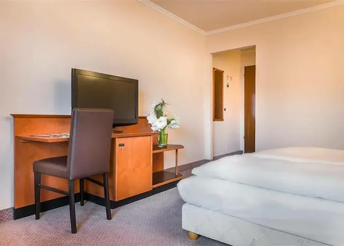 ホテル Western Goldenes Rad 3*