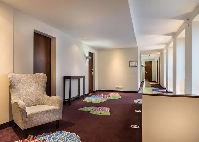 Western Goldenes Rad 3* フリードリヒスハーフェン